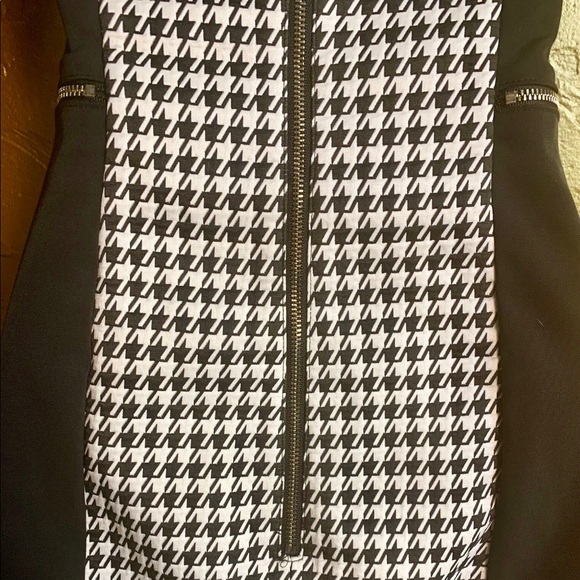 Houndstooth Black/White Dress - Picture 6 of 6